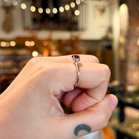 Garnet Ring "Isabel" - Size 6