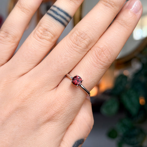 Garnet Ring "Sienna" - Size 7
