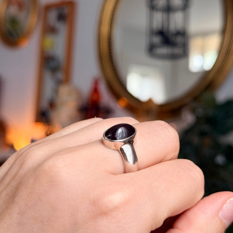 Garnet Ring "Kara" - Size 6.5