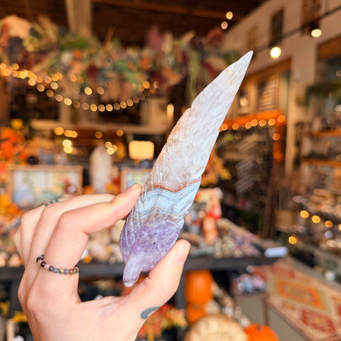 Crazy Lace Amethyst Feather "Lulu"