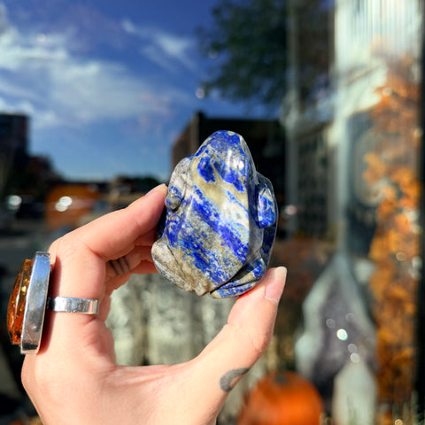 Lapis Lazuli Frog "Mila"