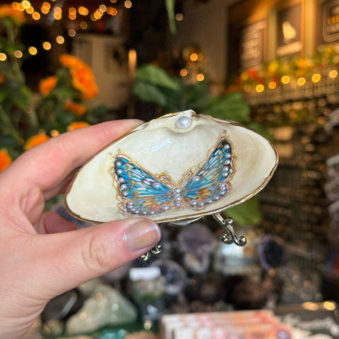 Eleanora Soroca Footed Decoupage Shell Dish | Butterfly