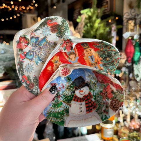 Eleanora Soroca Holiday Decoupage Shell Jewelry Dish