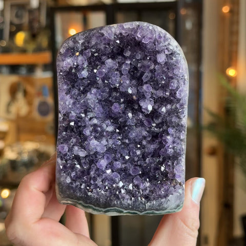 Amethyst "Halle"