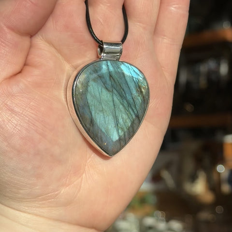 Labradorite Necklace "Cheyenne"