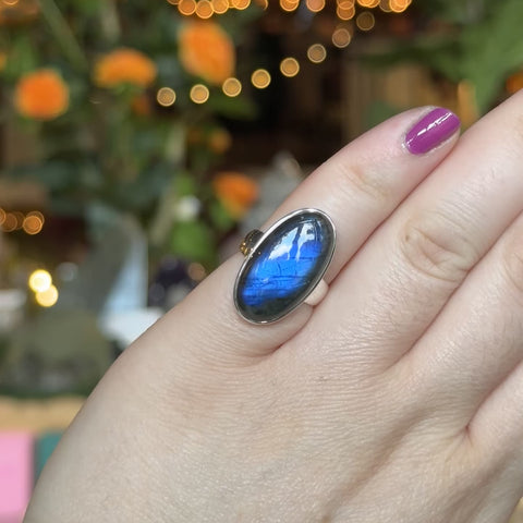 Labradorite Ring "Kirsten" - Size 5.5