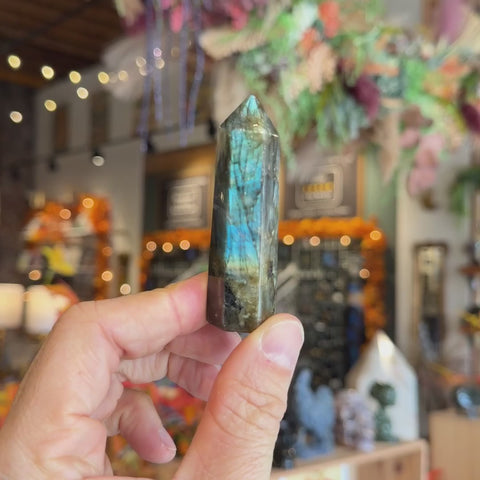 Labradorite "Brian" video