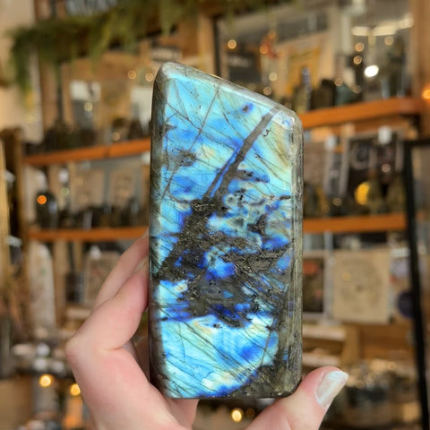 Labradorite "Daphne"