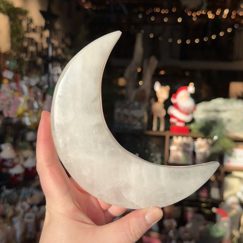 Clear Quartz Moon "Paul"