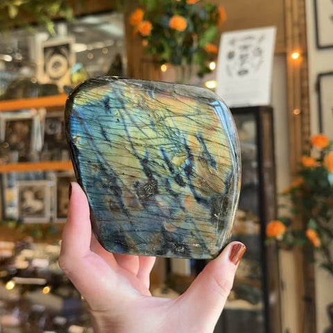 Labradorite "Al"