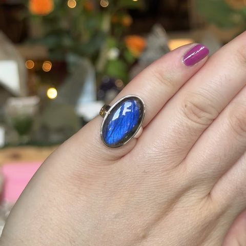 Labradorite Ring "Nancy" - Size 6