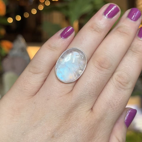 Moonstone Ring "Owen" - Size 8