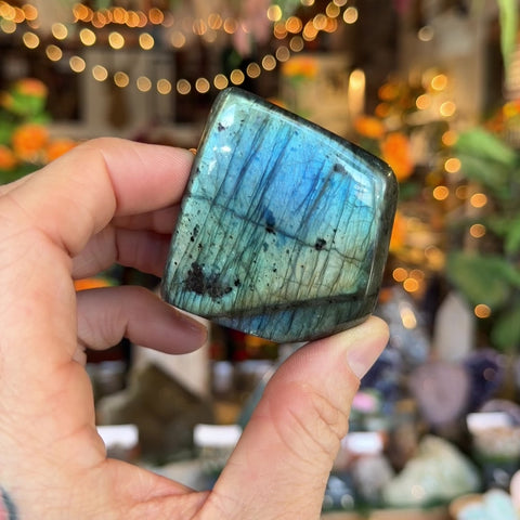 Labradorite "Darcy"