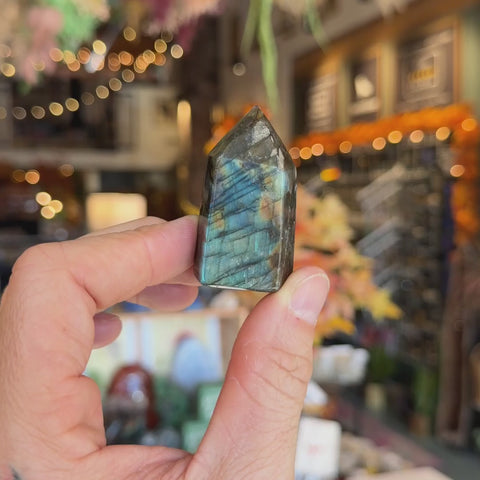 Labradorite "Jacqueline" video