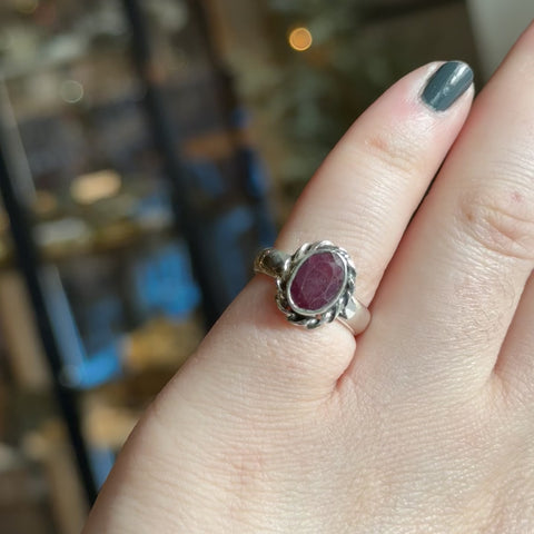 Ruby Ring "Max" - Size 6