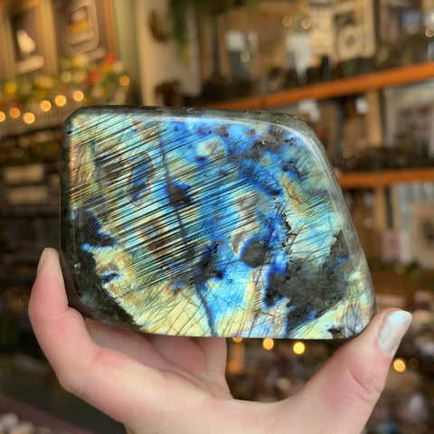 Labradorite "Amy"