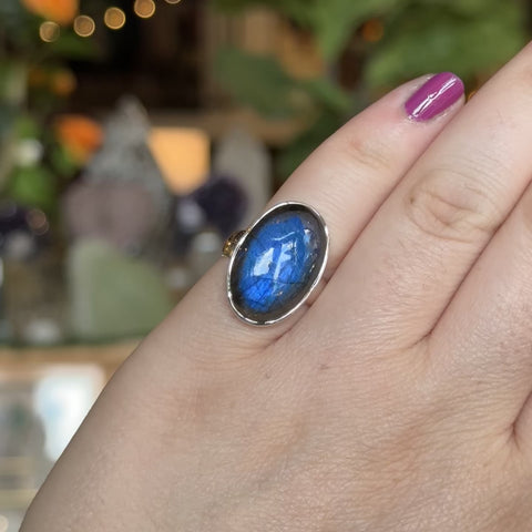 Labradorite Ring "Serena" - Size 7