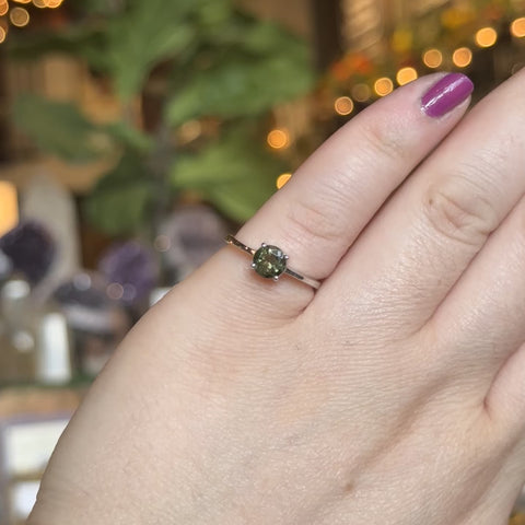 Faceted Moldavite Ring "Penelope" - Size 6.5