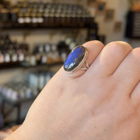 Labradorite Ring "Laura" - Size 5
