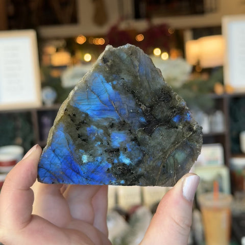Labradorite "Maddy"