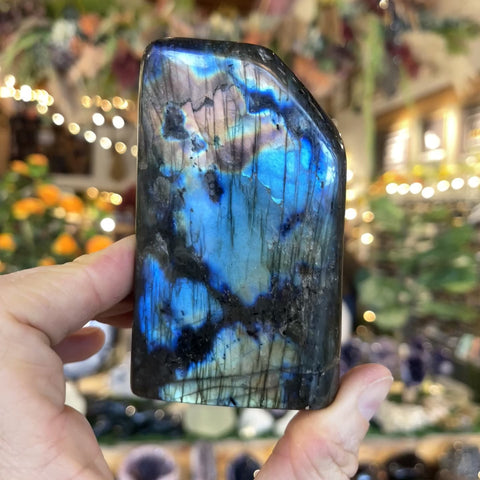 Labradorite "Claire"