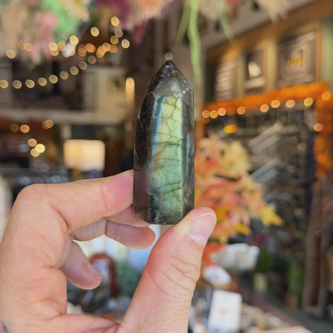 Labradorite "Hannah" video