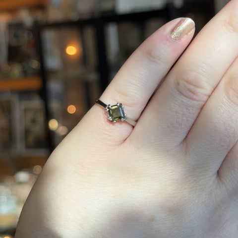 Moldavite Ring "Kenneth" - Size 6.5