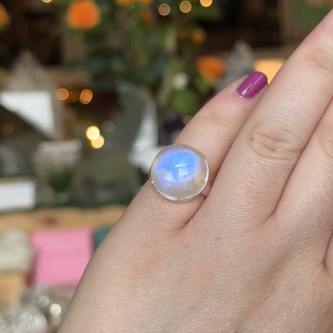 Moonstone Ring "Cierra" - Size 7