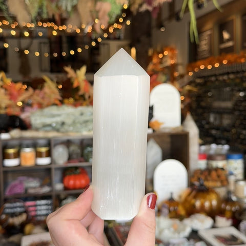 Selenite Tower