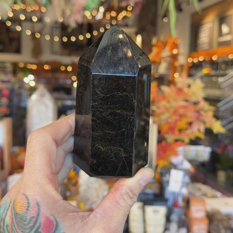 Black Tourmaline "Sandra" video