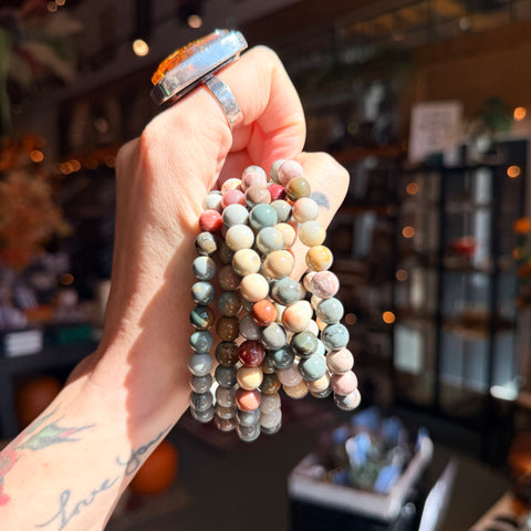 Ravenstone Crystals Alashan Agate Stretch Bracelet