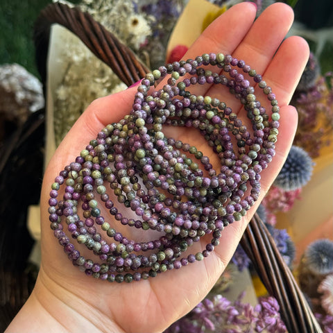 Ravenstone Crystals Atlantisite Stretch Bracelet | 4mm