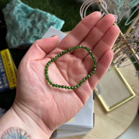 Ravenstone Crystals Faceted Diopside Stretch Bracelet | 4mm
