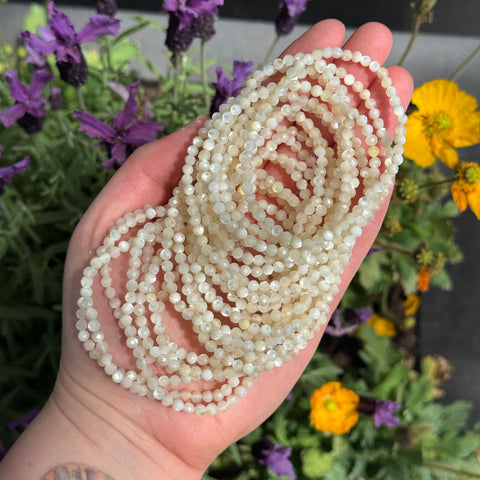 Ravenstone Crystals Faceted Mother of Pearl Stretch Bracelet | 4mm