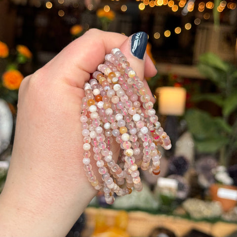 Ravenstone Crystals Flower Agate Stretch Bracelet | 4mm