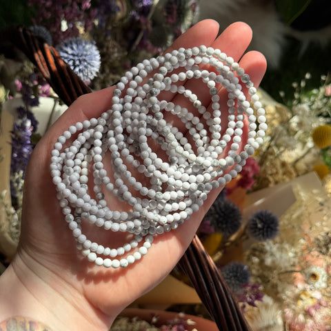 Ravenstone Crystals Howlite Stretch Bracelet | 4mm