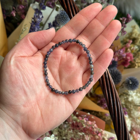 Ravenstone Crystals Iolite Stretch Bracelet | 4mm