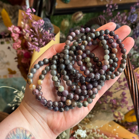 Ravenstone Crystals Sapphire | Ruby Stretch Bracelet