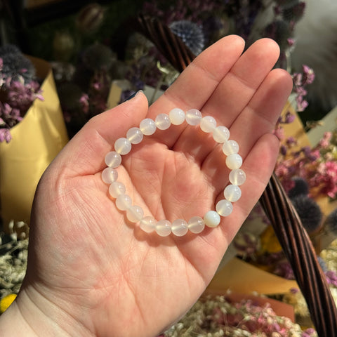 Ravenstone Crystals White Agate Stretch Bracelet