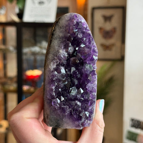 Ravenstone Crystals Amethyst "Arielle"