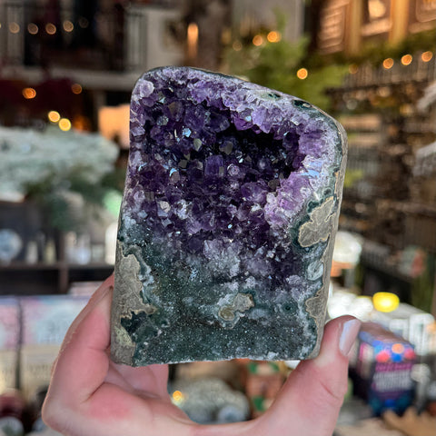 Ravenstone Crystals Amethyst "Ashera"