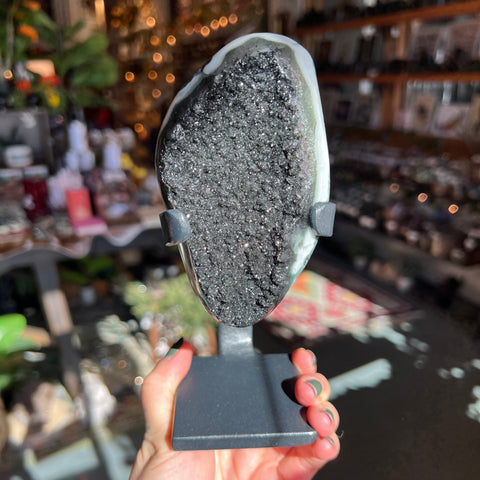 Ravenstone Crystals Amethyst "Dwayne"