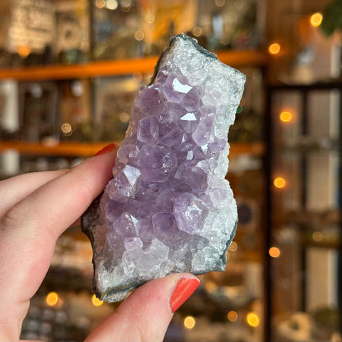 Ravenstone Crystals Amethyst "Emerie"
