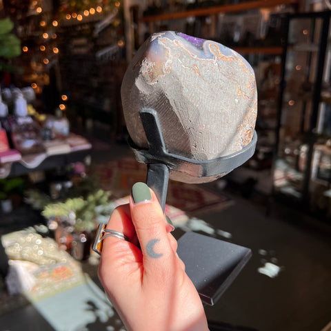 Ravenstone Crystals Amethyst "Glenn"