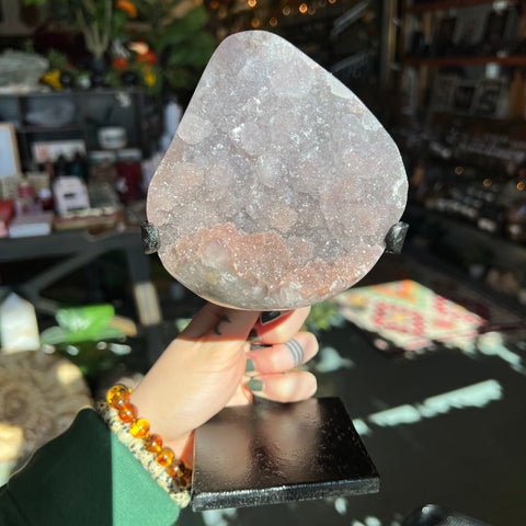 Ravenstone Crystals Amethyst "Naveen"