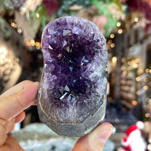 Ravenstone Crystals Amethyst "Robert"