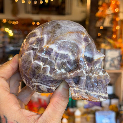 Ravenstone Crystals Amethyst Skull "Isabella"