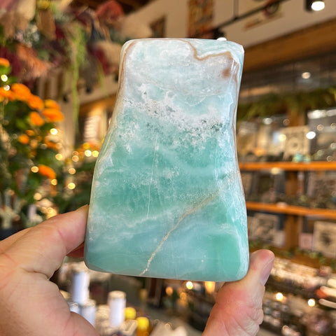 Ravenstone Crystals Caribbean Calcite "Stefania"