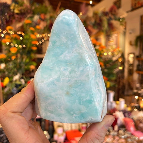 Ravenstone Crystals Caribbean Calcite "Taylor"