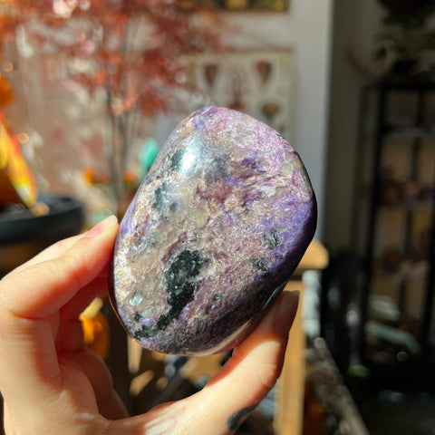 Ravenstone Crystals Charoite "Brianna"